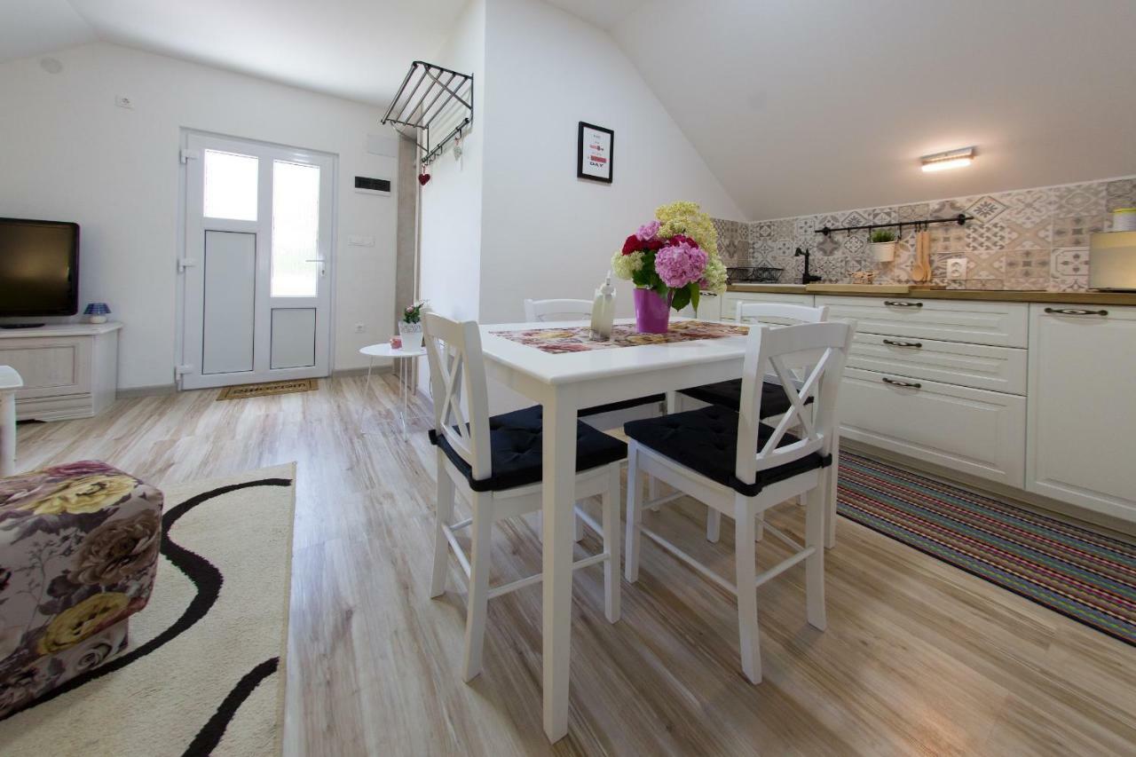 Apartment Kalimero Otocac Ngoại thất bức ảnh